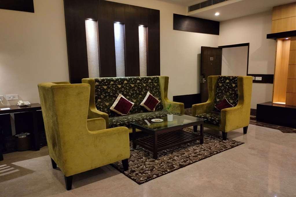 Ramada By Wyndham Varanasi Katesar Chandauli 部屋 写真
